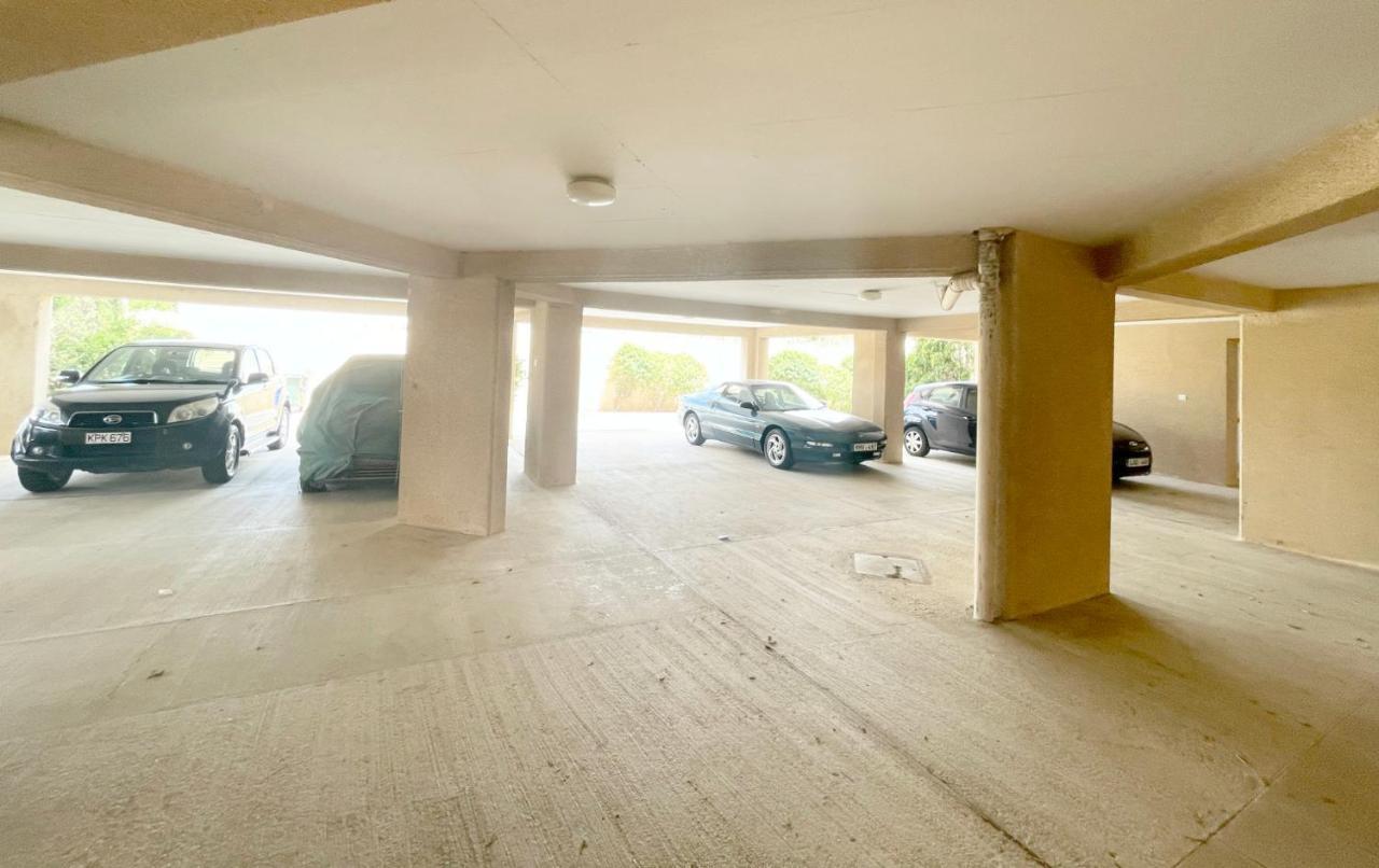 Direct Sea View & Quality Bed - Kings Palace 1 Bed Paphos Exterior foto