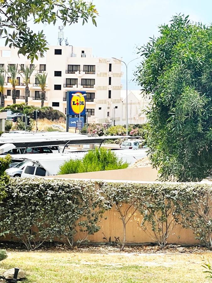 Direct Sea View & Quality Bed - Kings Palace 1 Bed Paphos Exterior foto